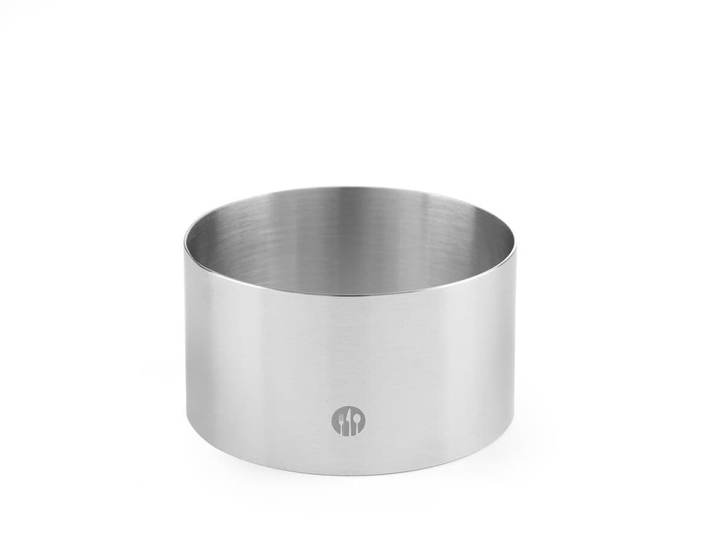 Az ételgyűrű és a tolóeszköz kör alakú - ⌀80x(H)45mm