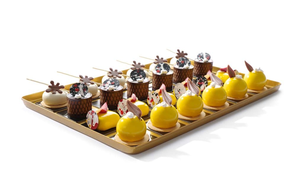 Vitrintálca arany - 400x300x(H)20mm - 3