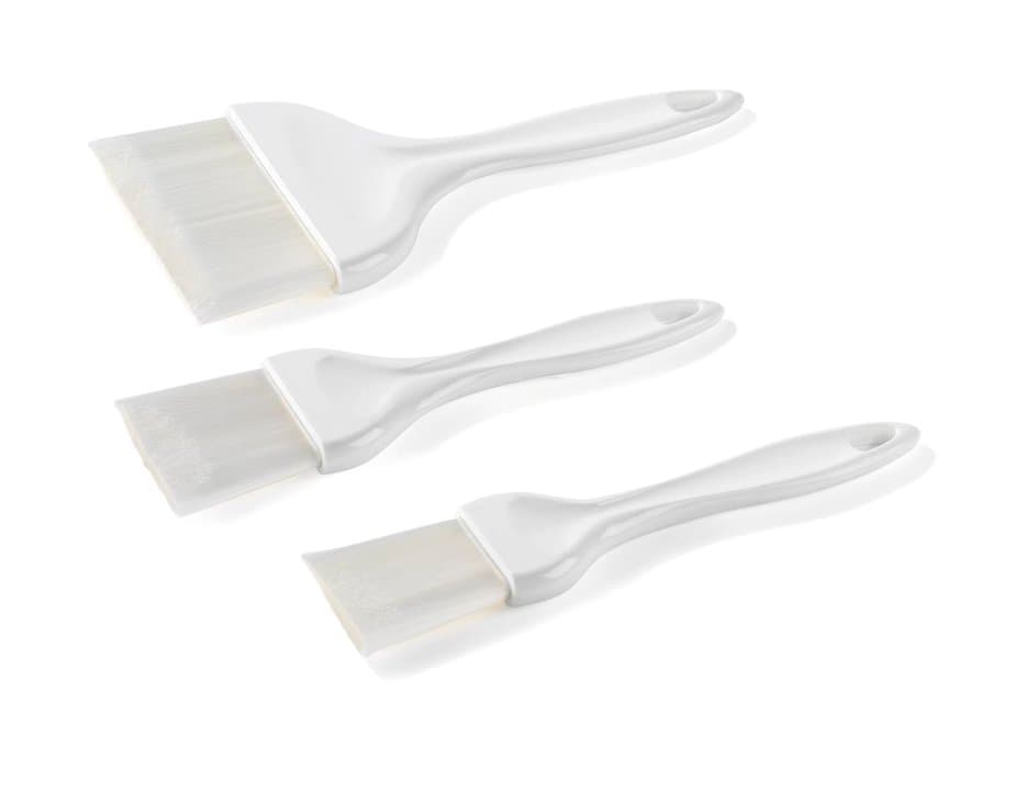 Pastry brush 20 cm long 10 cm wide with nylon bristles
