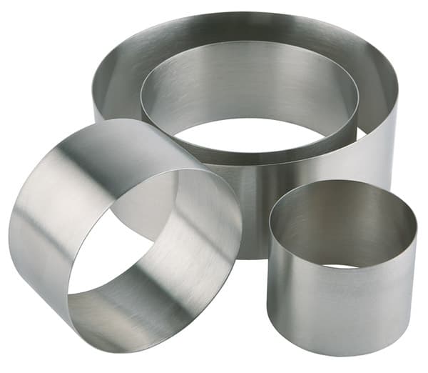 Mousse ring átm. 10 cm, height 4,5 cm